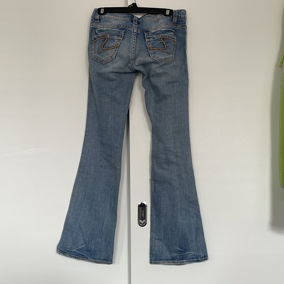 Silver Jeans - Picture 2 of 2